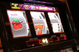 ubett8 Poker Texas Hold'em Online ကတ်ဂိမ်း မြန်မာ ကစားသူများ Strategy